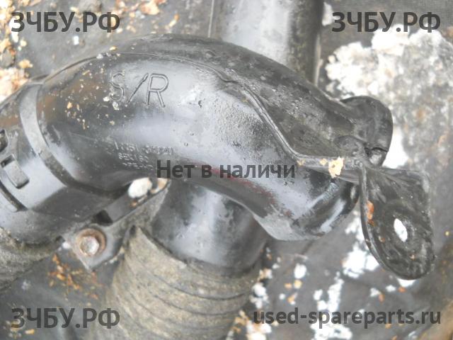 Toyota Corolla (E14 - E15) Воздухозаборник (ДВС)
