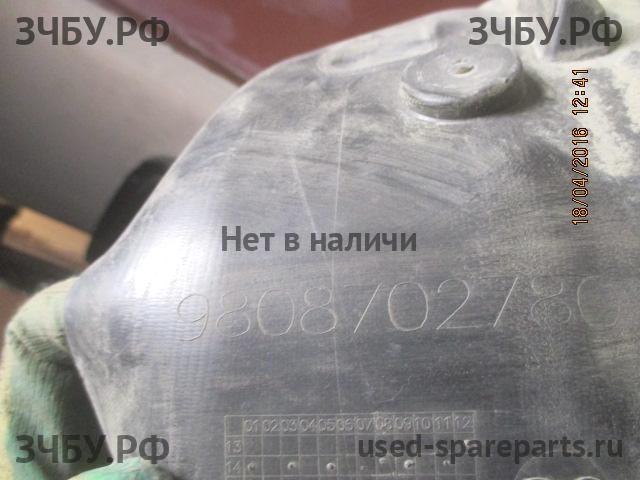 Citroen C4 (2) Локер передний правый