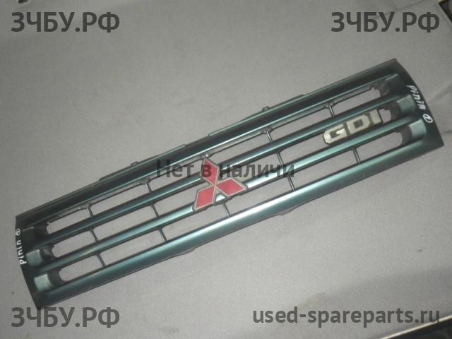 Mitsubishi Pajero Pinin (H60) Решетка радиатора