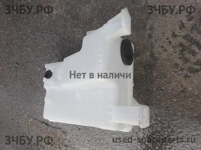 KIA Sorento 1 Бачок омывателя лобового стекла