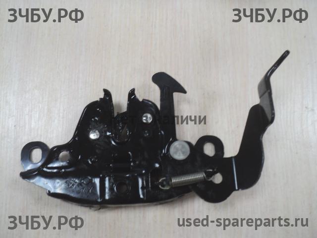 Nissan Qashqai (J10) Замок капота