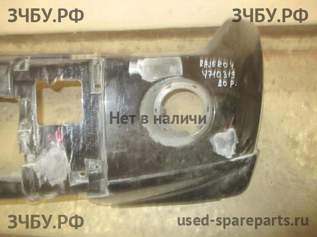 Mitsubishi Pajero/Montero 4 Бампер передний