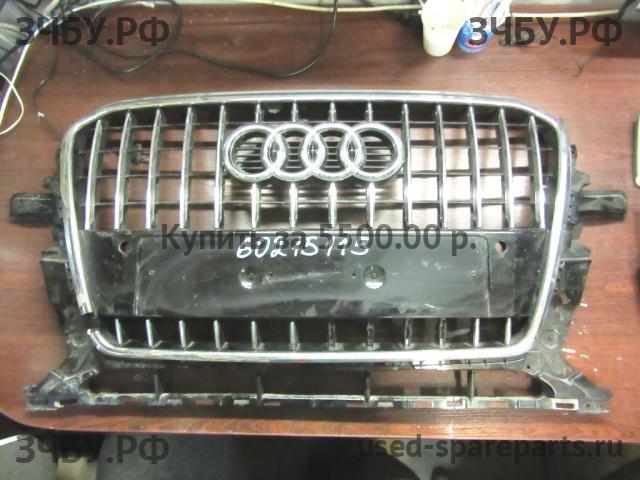 Audi Q5 (1) [8R] Решетка радиатора