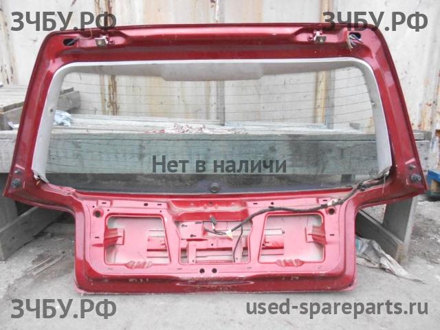 Volkswagen Golf 4 Дверь багажника со стеклом