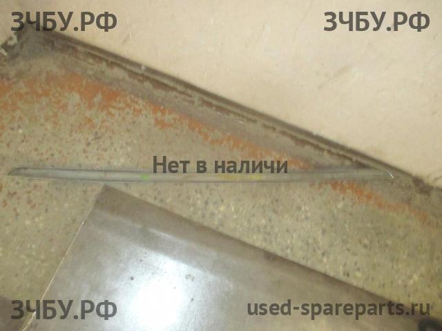 Citroen C3 (2) Накладка на дверь багажника