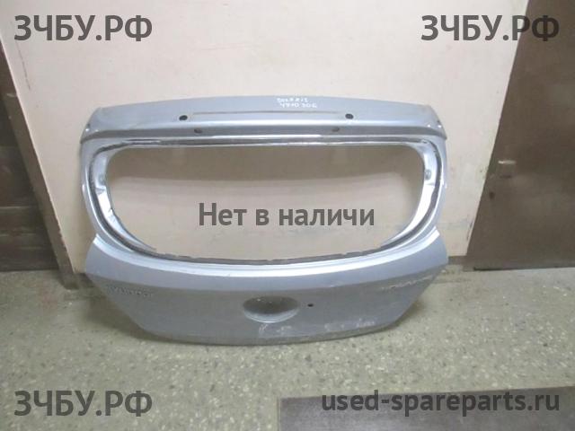 Hyundai Solaris 1 Дверь багажника
