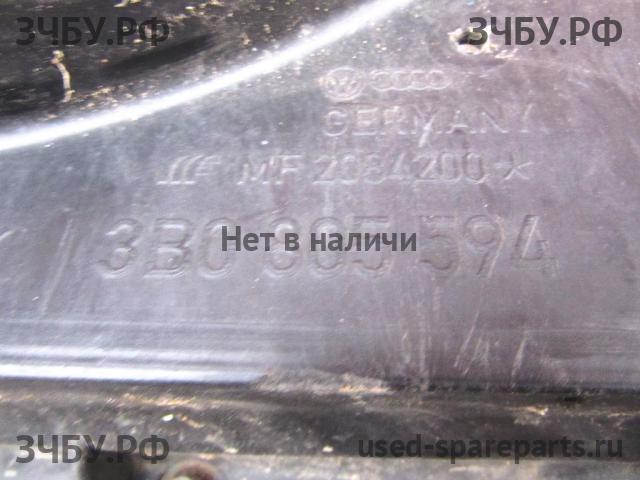 Volkswagen Passat B5 Панель передняя (телевизор)