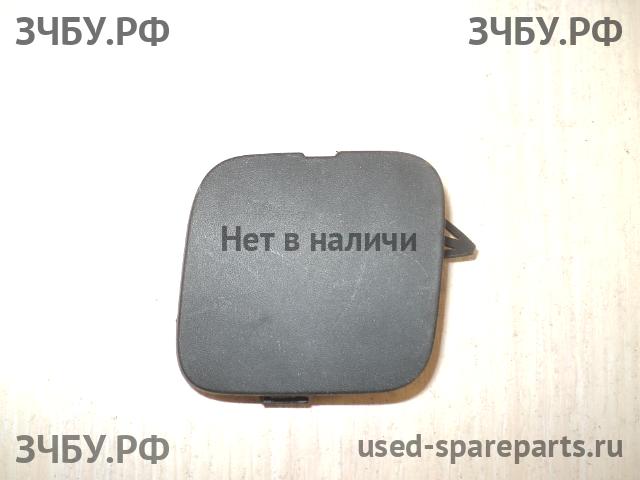Nissan Note 1 (E11) Заглушка в бампер