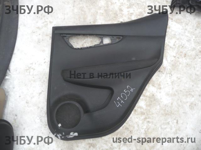 Nissan Qashqai (J11) Обшивка двери задней правой
