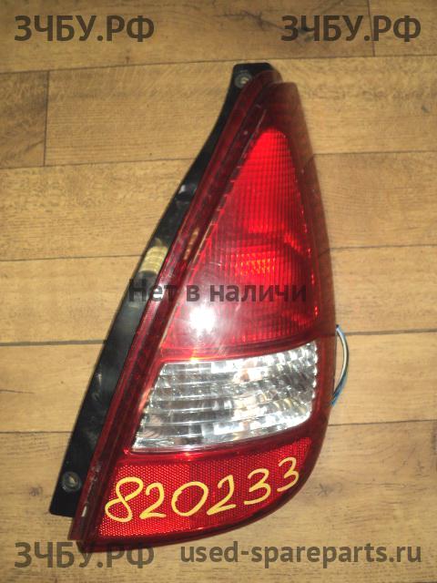 Suzuki Liana Фонарь правый