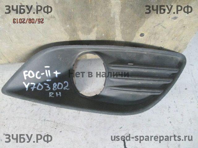 Ford Focus 2 (рестайлинг) Рамка противотуманной фары правой