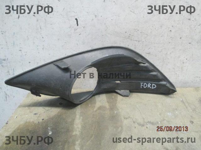 Ford Focus 2 (рестайлинг) Рамка противотуманной фары правой