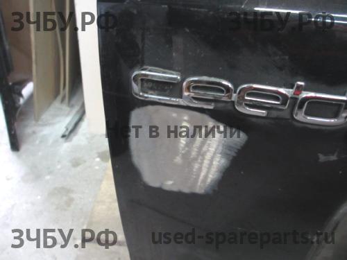 KIA Ceed 1 Дверь багажника