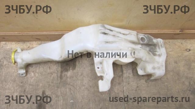 Jeep Grand Cherokee 4 Бачок омывателя лобового стекла
