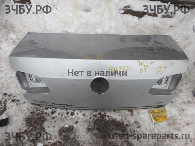 Volkswagen Passat B7 Крышка багажника
