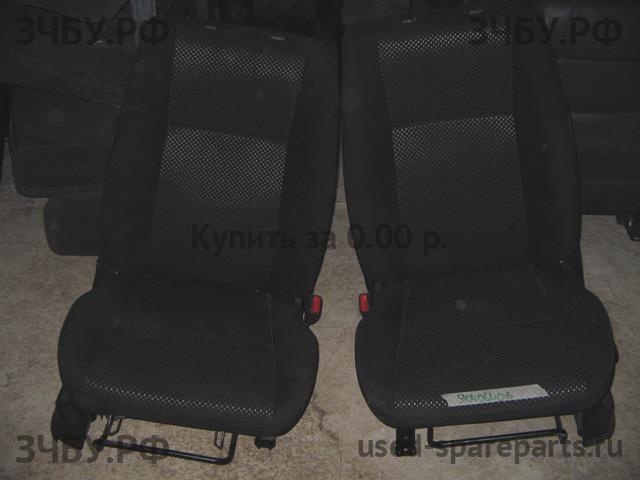 Suzuki Grand Vitara 2 (HT) Сиденья (комплект)