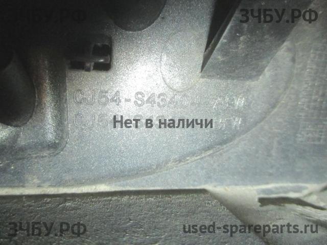 Ford Kuga 2 Накладка на дверь багажника