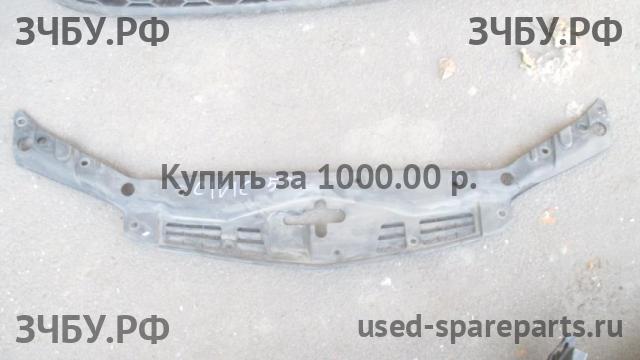 Honda Civic 8 (5D) Накладка