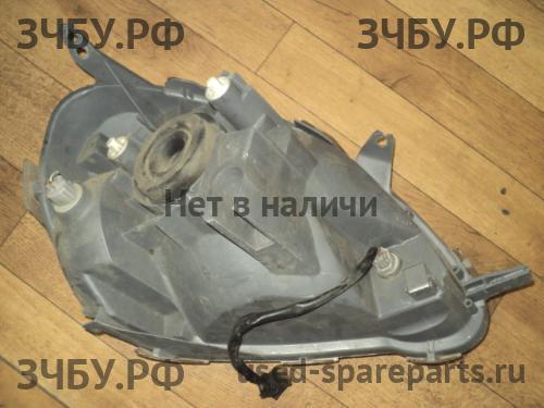 Toyota Vitz 1 Фара левая