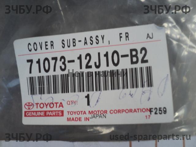 Toyota Corolla (E14 - E15) Сиденье