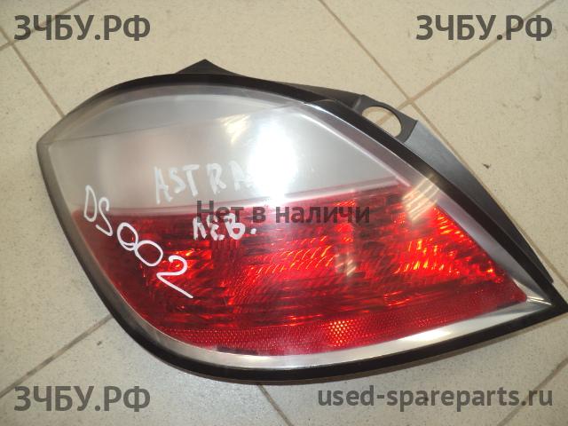 Opel Astra H Фонарь левый
