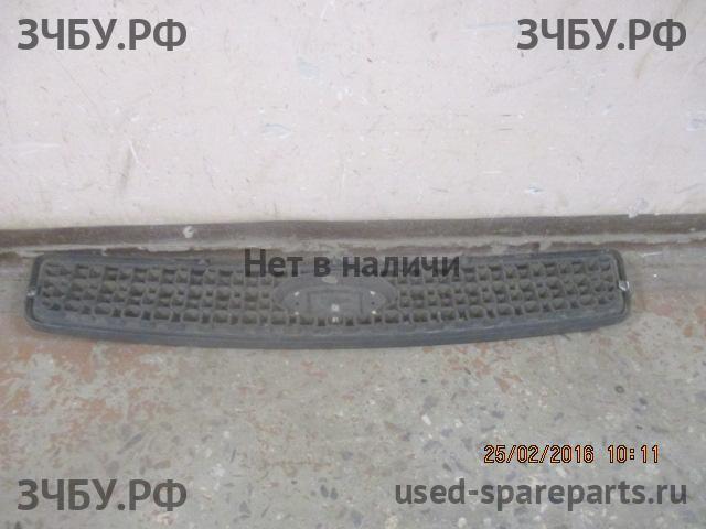 Ford Fusion Решетка радиатора