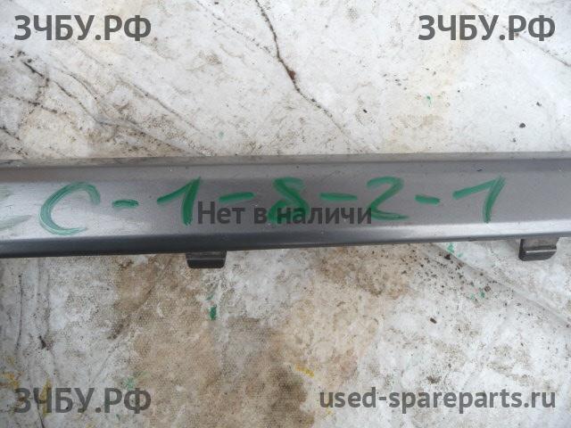 Land Rover Range Rover 4 Молдинг двери