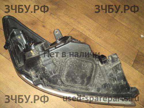 Ford Focus 2 (рестайлинг) Фара левая