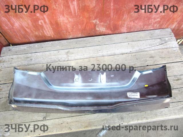 Ford Focus 3 Накладка на дверь багажника