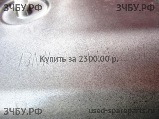 Ford Focus 3 Накладка на дверь багажника