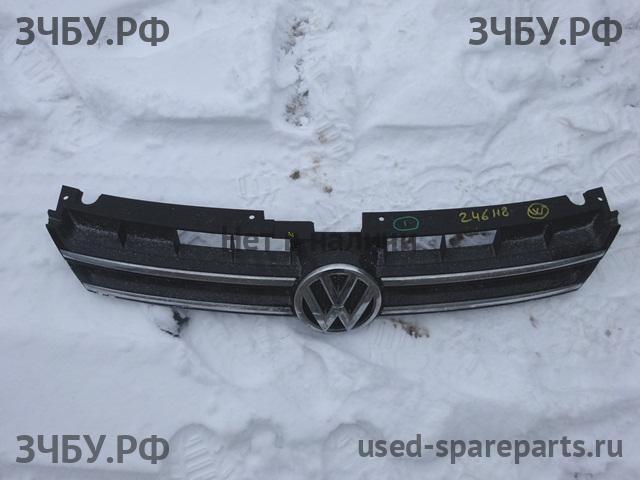 Volkswagen Touareg 2 Решетка радиатора
