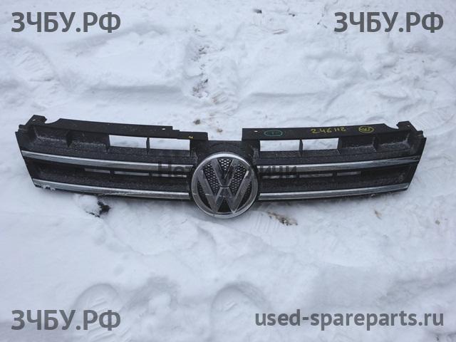 Volkswagen Touareg 2 Решетка радиатора