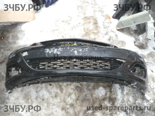 Opel Astra J Бампер передний