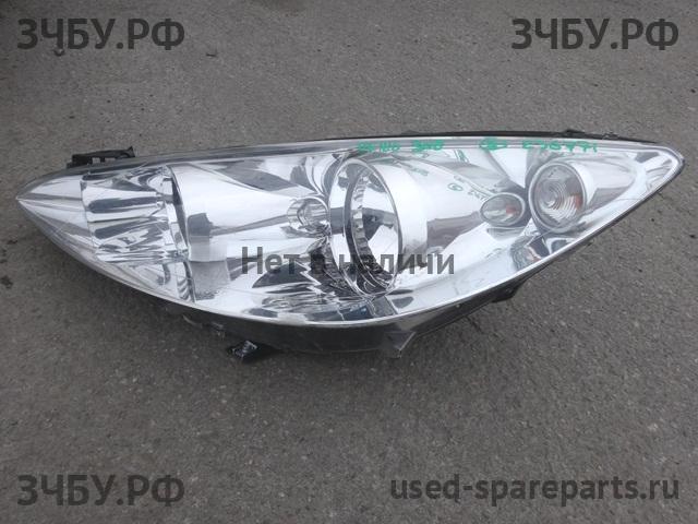 Peugeot 308 Фара левая