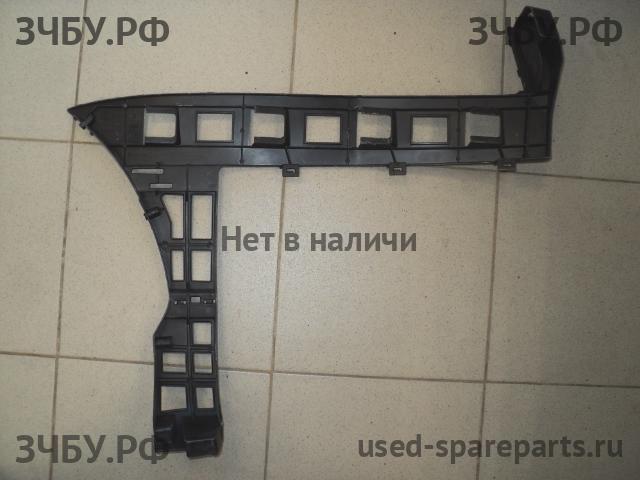 Volkswagen Passat B6 Кронштейн бампера задний
