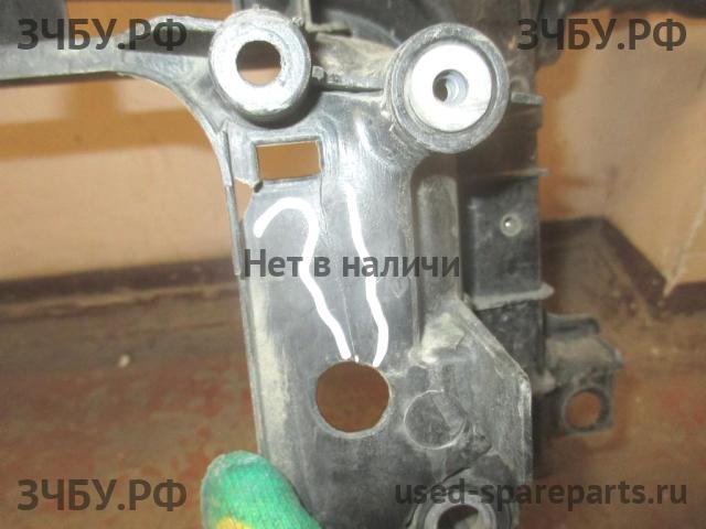 Audi A3 [8P] Панель передняя (телевизор)