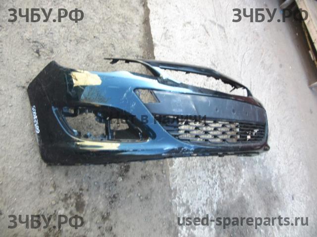 Opel Astra J Бампер передний
