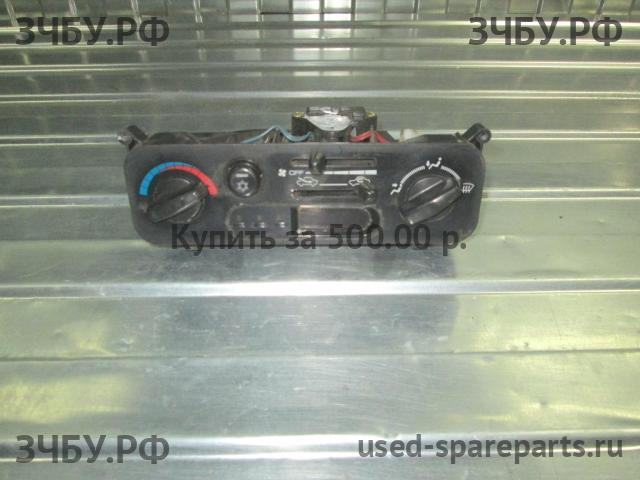 Mitsubishi L200 (3)[K6;K7] Блок управления печкой