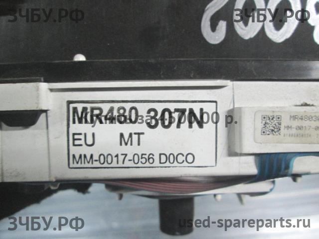 Mitsubishi L200 (3)[K6;K7] Панель приборов