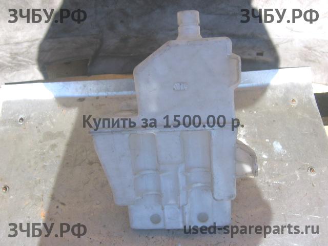 Saab 9-3 (2) Бачок омывателя лобового стекла
