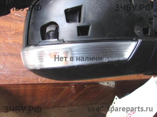 Ford Focus 3 Зеркало правое электрическое