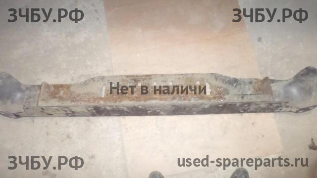 Toyota Hi Lux (3) Pick Up Бампер задний