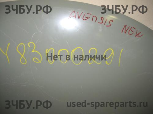 Toyota Avensis 3 Капот