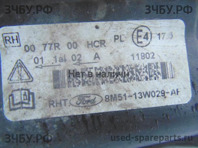 Ford Focus 2 Фара правая