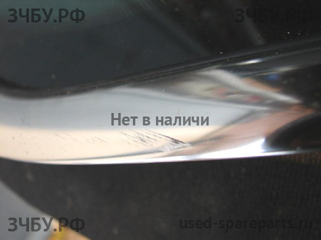 Ford Focus 3 Стекло кузовное глухое правое