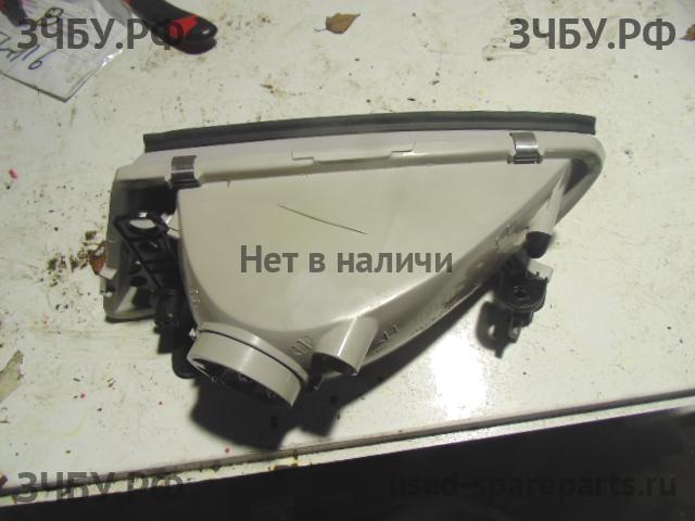 Toyota Camry 4 (V20) Фара правая