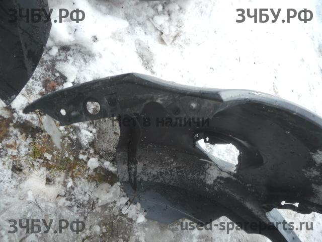 Ford Fiesta 6 Бампер передний