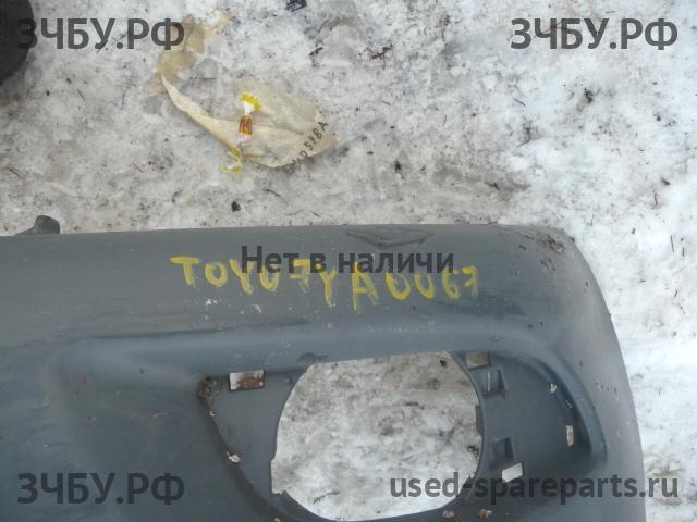 Toyota Yaris 1 Бампер передний