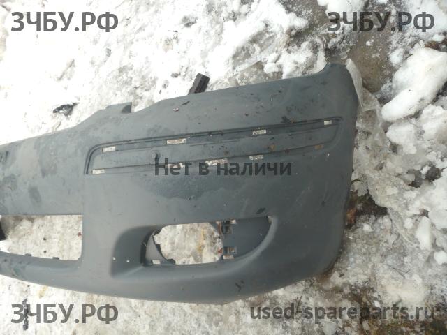 Toyota Yaris 1 Бампер передний