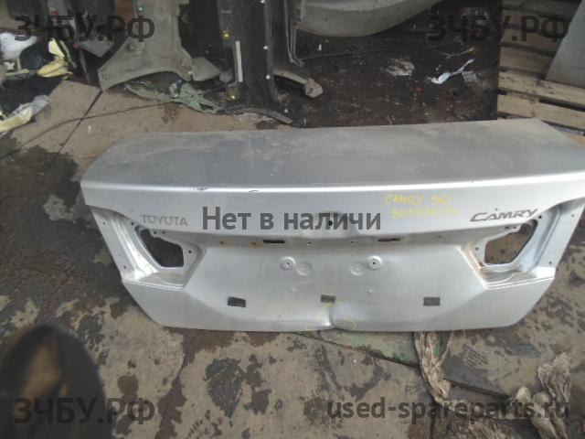 Toyota Camry 7 (V50) Крышка багажника